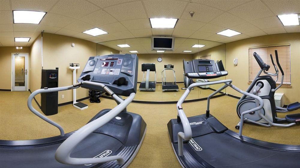Hotel Express Airport By Ihg Nashville
